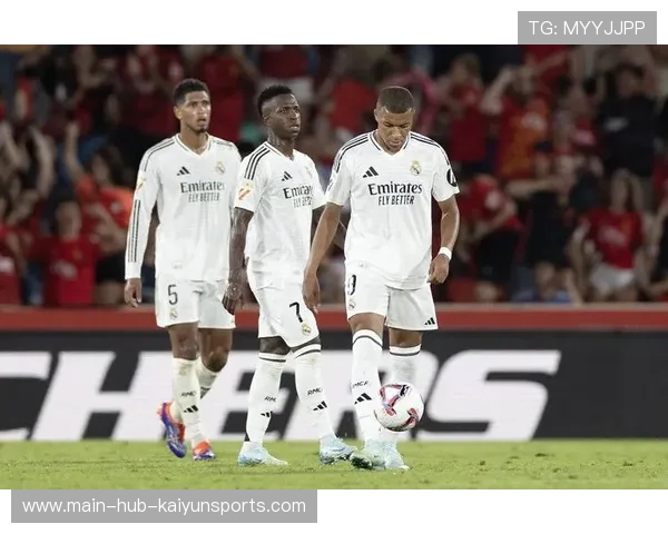 欧洲冠军联赛:皇马逆转晋级,淘汰赛火热进行!,欧冠联赛_皇马晋级八强 欧洲冠军联赛:皇马逆转晋级,淘汰赛火热进行!,欧冠联赛_皇马晋级八强